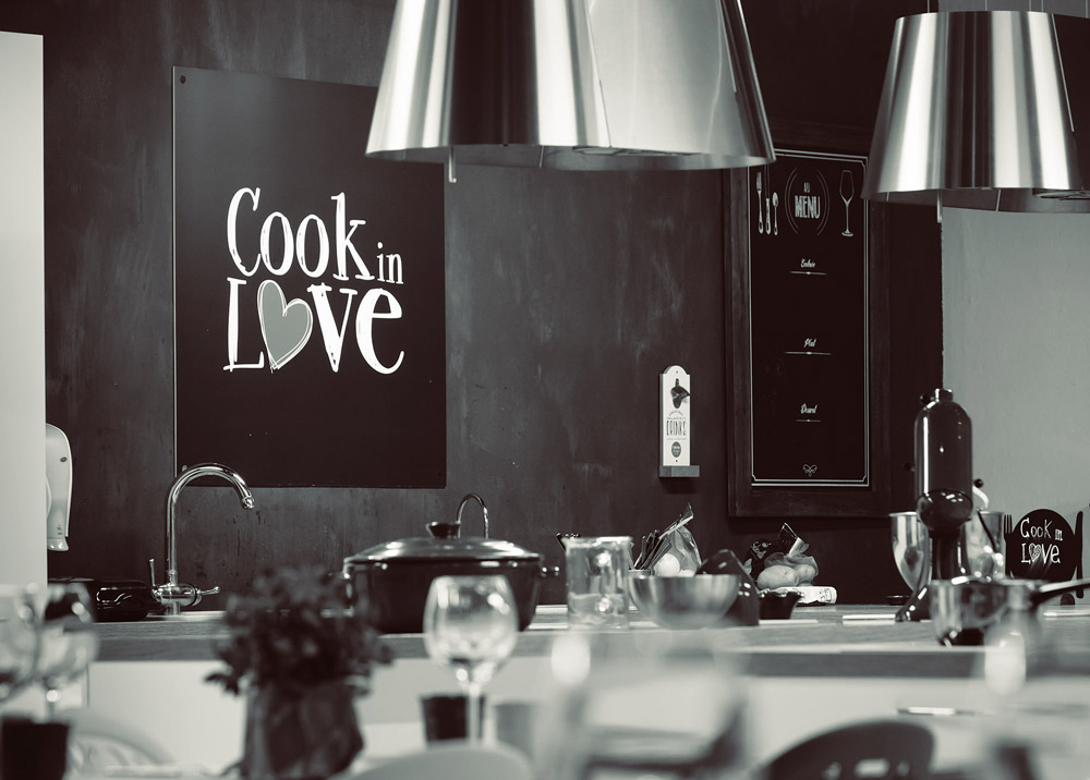 location cook in love